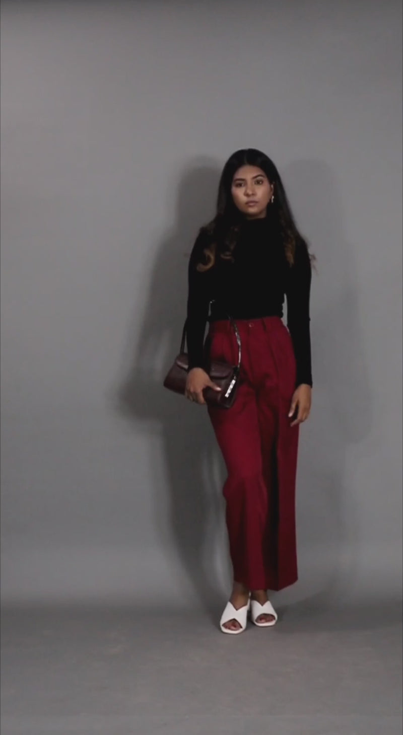 Load and play video in Gallery viewer, Red Wide Leg Pants
