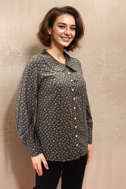 Peter pan collar buttoned down shirt