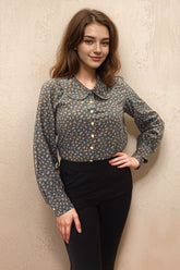 Peter pan collar buttoned down shirt